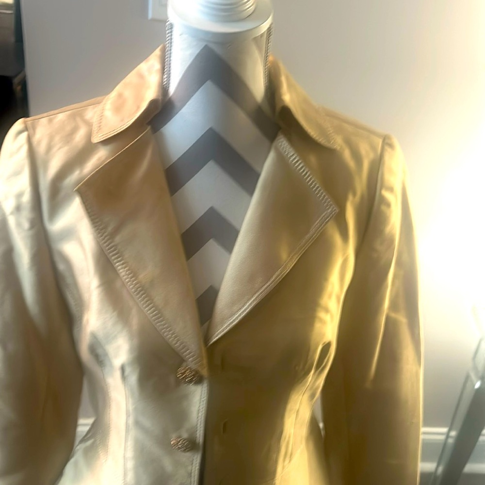 Size6, champagne color Kay Unger suit